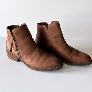 Born Olio Women's Brown Leather Comfort Cushion Zip Ankle Boots 8 1/2 M